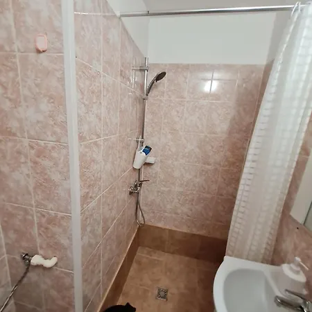 Scape Piata Romana 2 * Bucharest