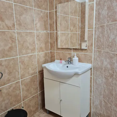 Scape Piata Romana 2 Apartment